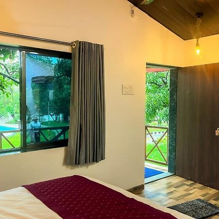 Mangozzz Magical World Hotel Panvel Eksteriør billede