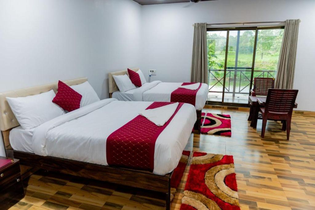 Mangozzz Magical World Hotel Panvel Eksteriør billede